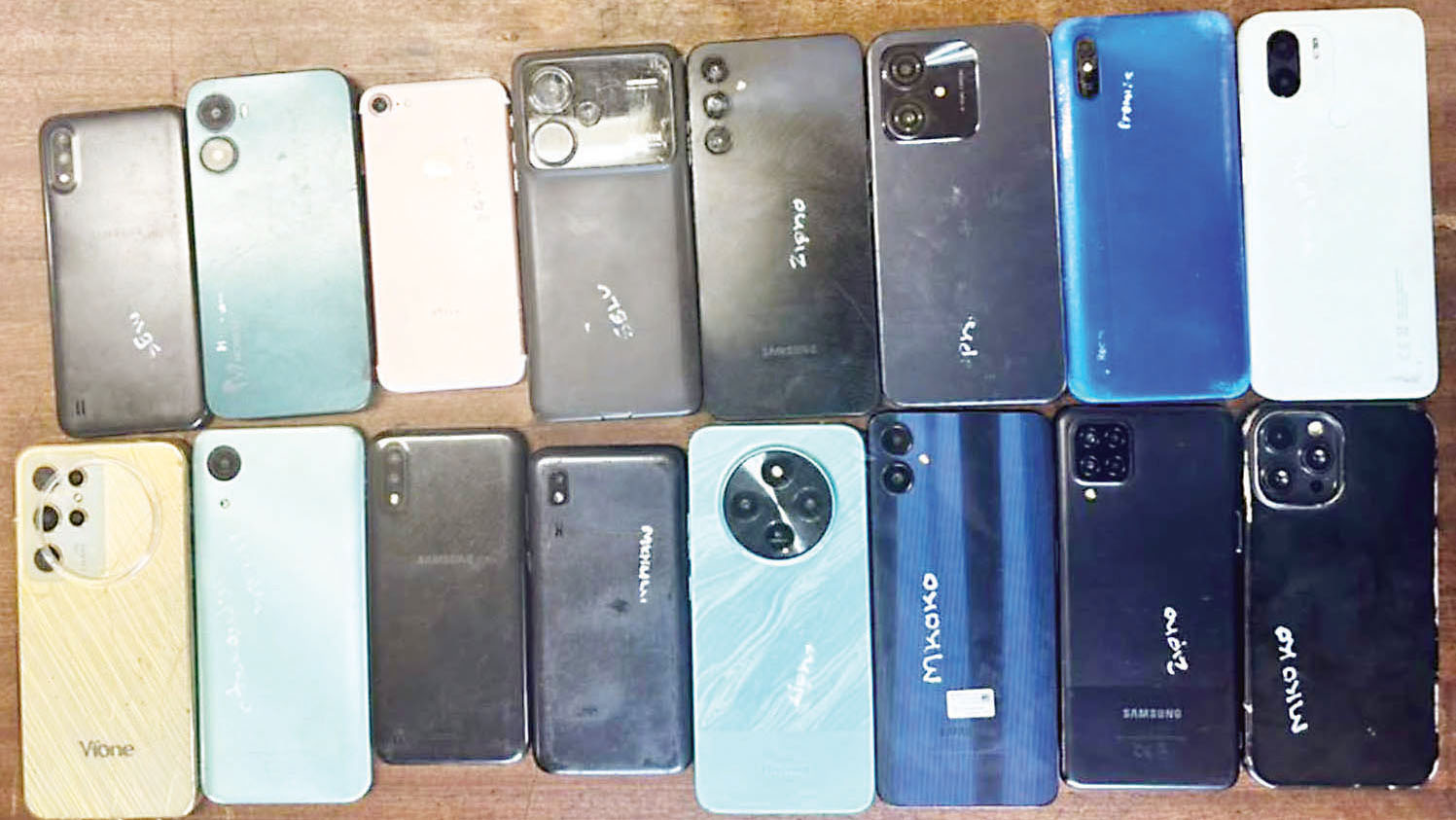 Matsapha Police are inviting members of the public who may have fallen victim to street robberies, rape, house breaking and theft committed around Eteteni, Kwaluseni, Mfabantfu and Ludzeludze to visit the police station to identify their property and possibly open a case. The police currently have a suspect in custody who has been charged. 